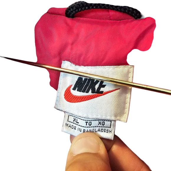 Vintage Nike Longline Puffer Coat - Full Length Insulated Overcoat - Picture 4 of 6